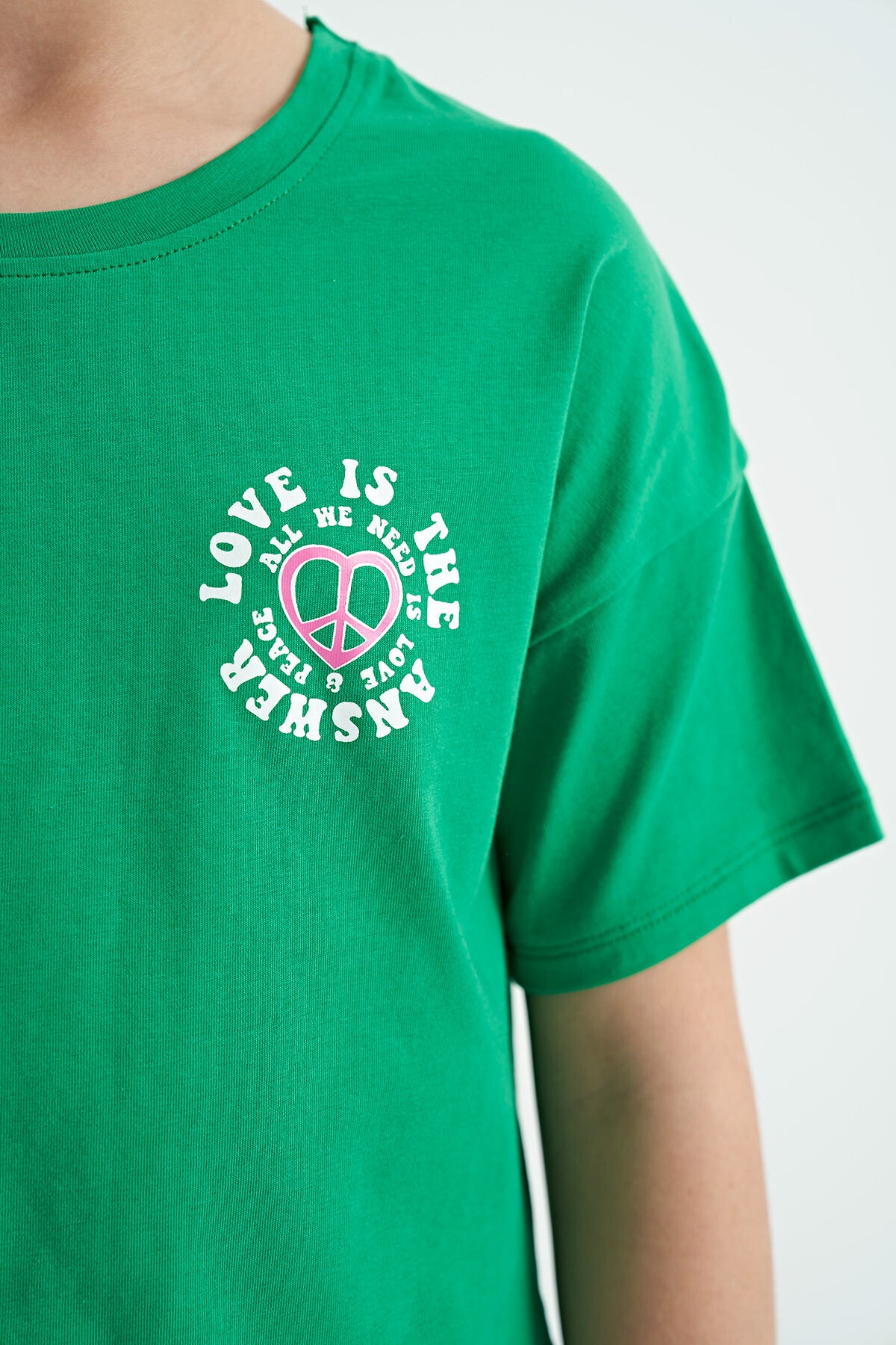Green Printed Front and Back O Neck Low Shoulder Oversize Short Sleeve Girls' T-Shirt - 75126