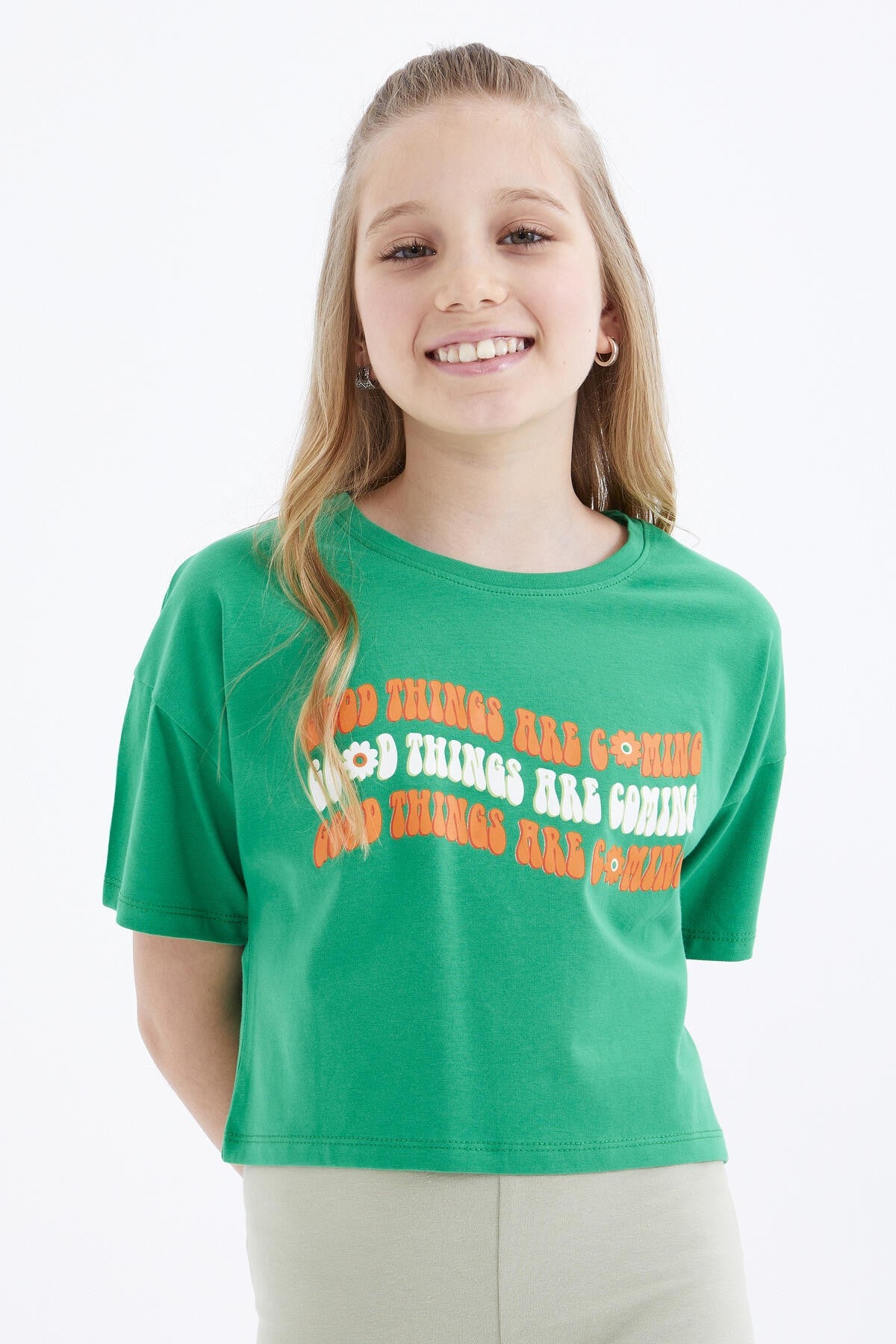 Green Oversize Colorful Print Drop Shoulder O Collar Girls Crop T-Shirt - 75038