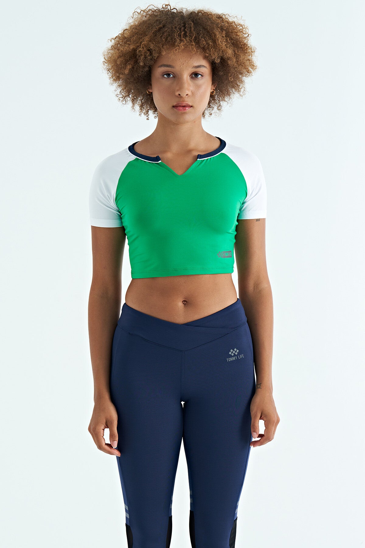 Green Color Block Logo Printed O Neck Slim Fit Women's Crop T-Shirt - 97270