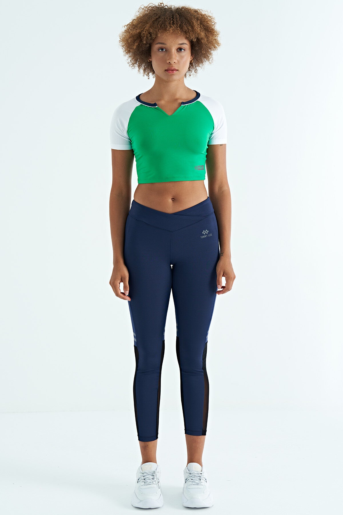 Green Color Block Logo Printed O Neck Slim Fit Women's Crop T-Shirt - 97270