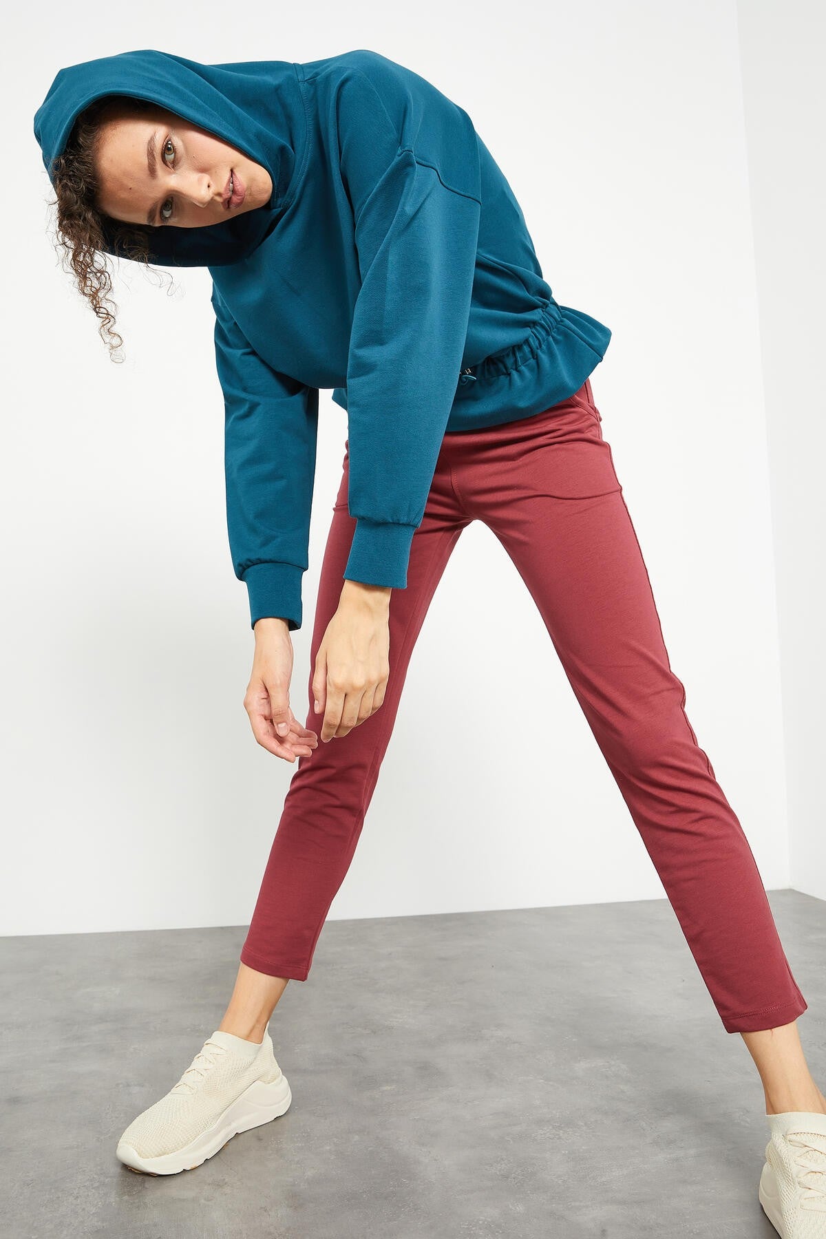 Emerald Waist Gathered Hooded Women's Oversize Sweatshirt - 97159
