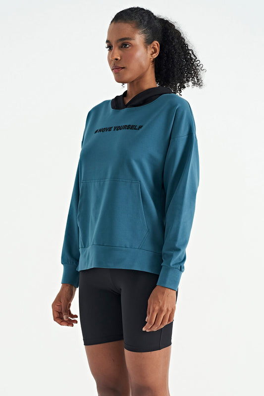 Emerald Women's Hooded Kangaroo Pocket Oversize Sweatshirt - 97161