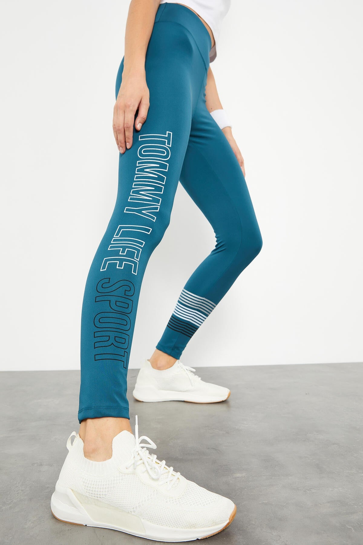 Emerald High Waist Printed Slim Fit Tapered Leg Women's Tights - 94544