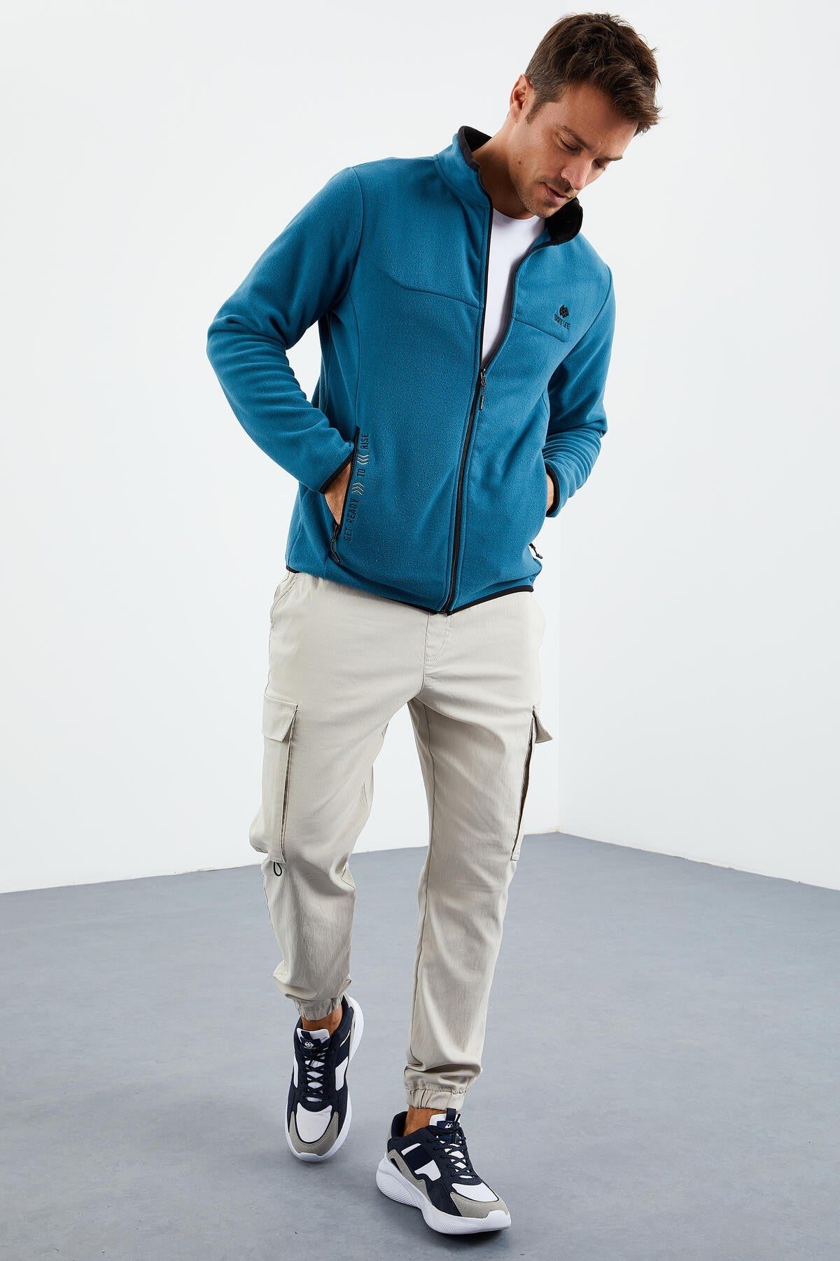 Emerald Green Embroidered High Collar Zippered Standard Fit Men's Sweatshirt Fleece - 87992