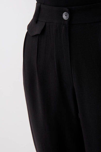 HIGH-WAIST TROUSERS