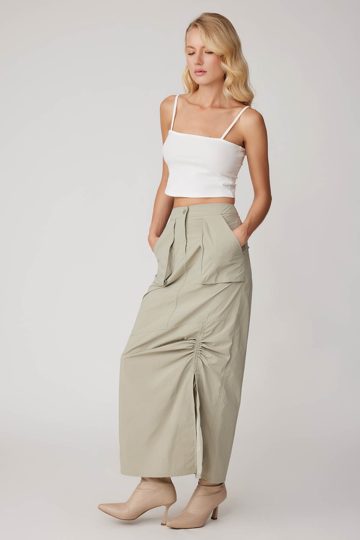 PARACHUTE FABRIC FRONT CURVED POCKET SKIRT