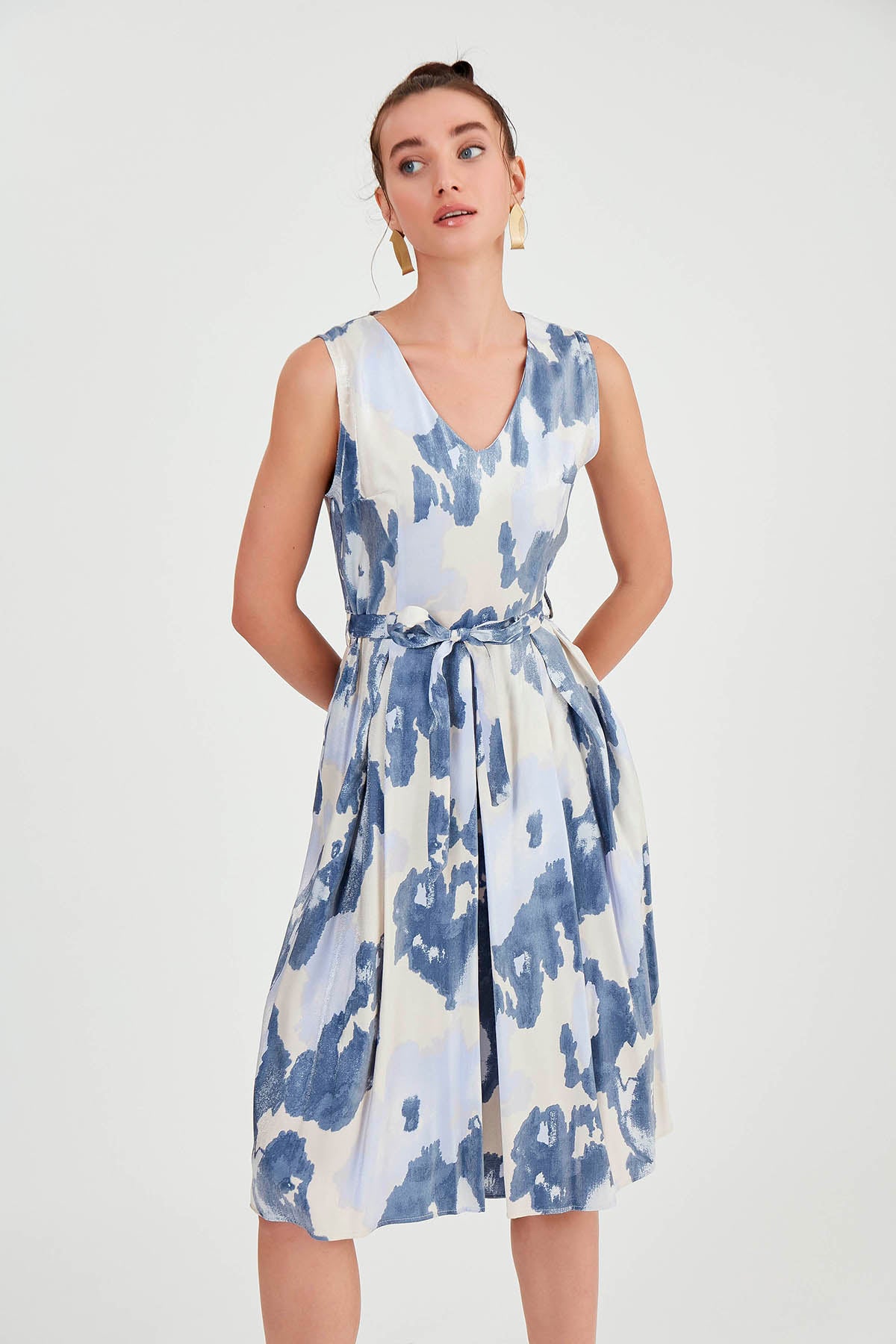 GLOSSY SATIN DRESS