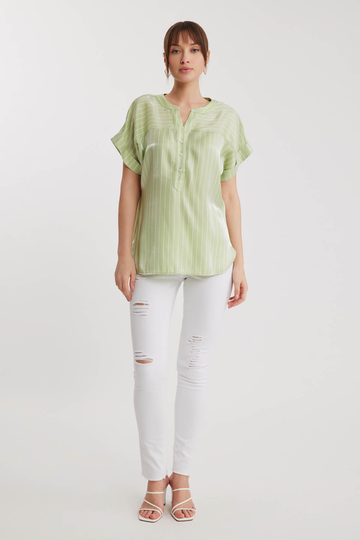 BLOUSE WITH LOW SHOULDER BUTTON AND GLOSSY SATIN LINE
