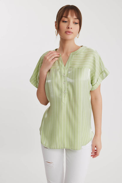 BLOUSE WITH LOW SHOULDER BUTTON AND GLOSSY SATIN LINE