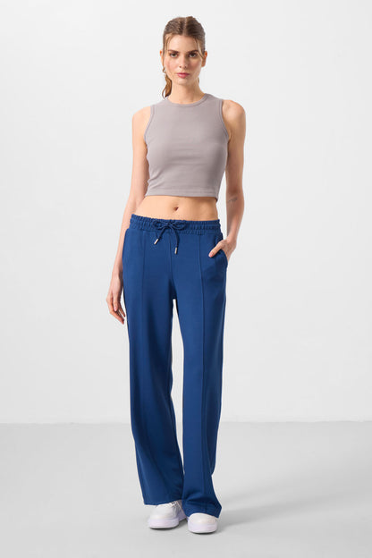 Parliament Soft Textured Pocket Front Stitch Detailed Women's Palazzo Trousers - 94670