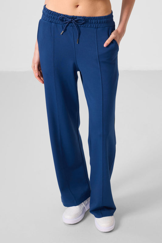 Parliament Soft Textured Pocket Front Stitch Detailed Women's Palazzo Trousers - 94670