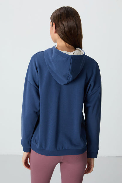 Parliament Compact Cotton Thick Smooth Textured Hooded Oversize Fit Women's Sweatshirt - 97291