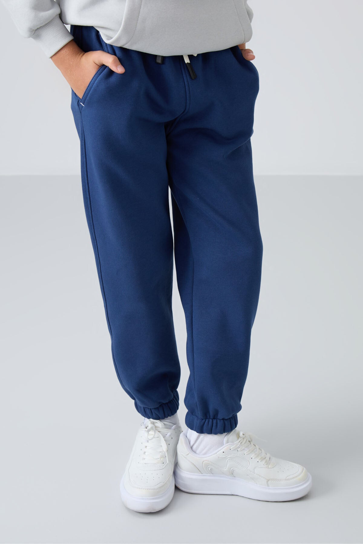 Cotton Thick Inner Fleece Soft Woven Standard Fit Printed Tracksuit Pants - 11225