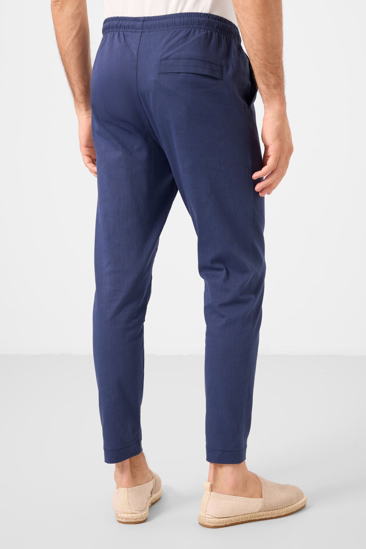 Standard Fit Weaving Lightweight and Flexible Chino Men's Trousers - 82180