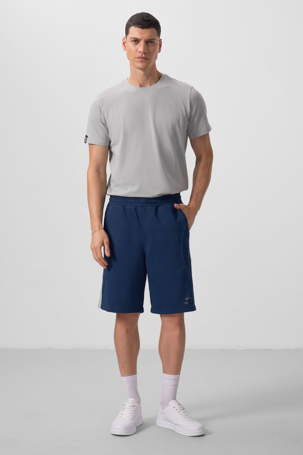 Textured Surface Parliament Oversize Men's Shorts - 81288