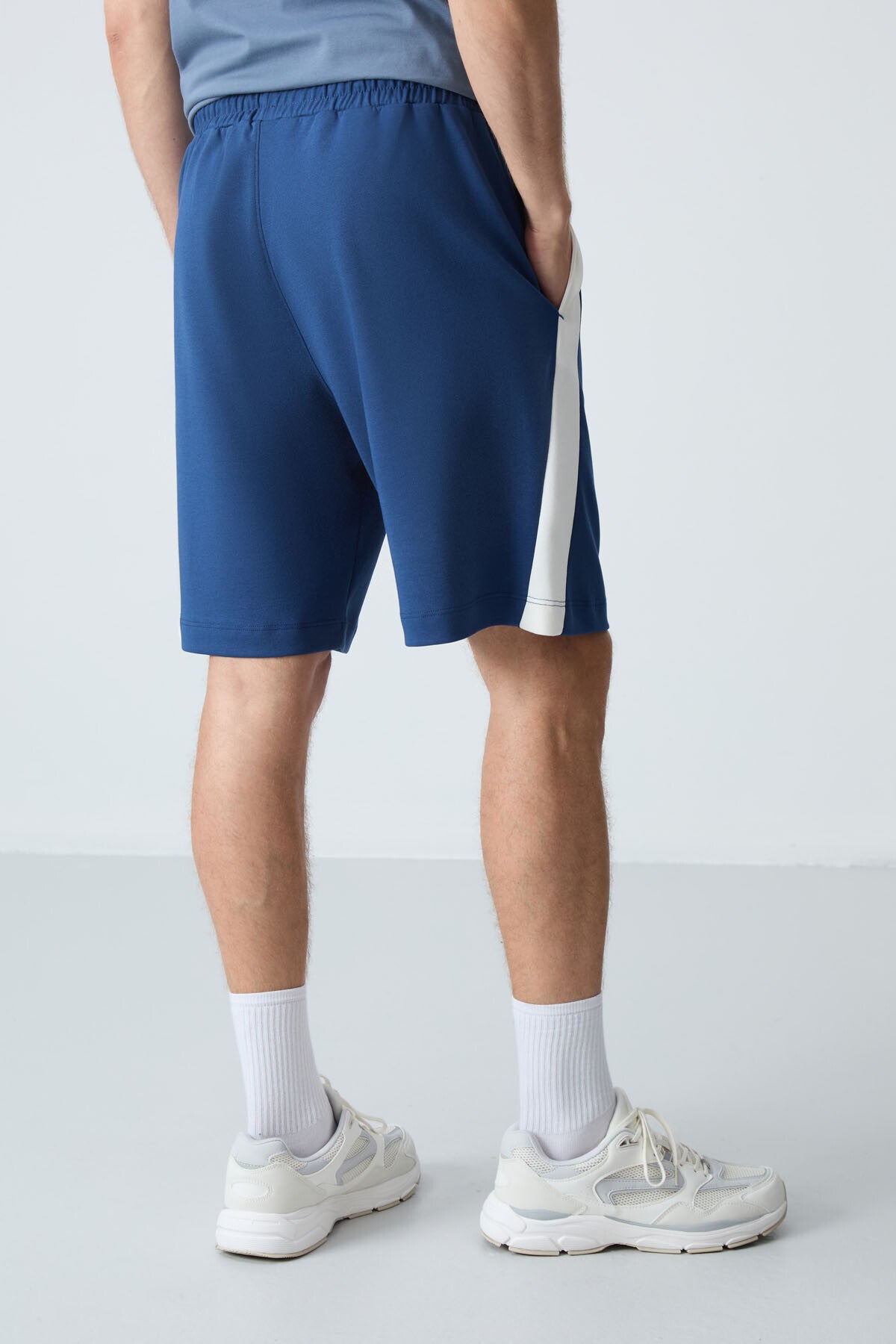 Parlament Cotton Thick Soft Textured Standard Fit Basic Men's Shorts - 81280