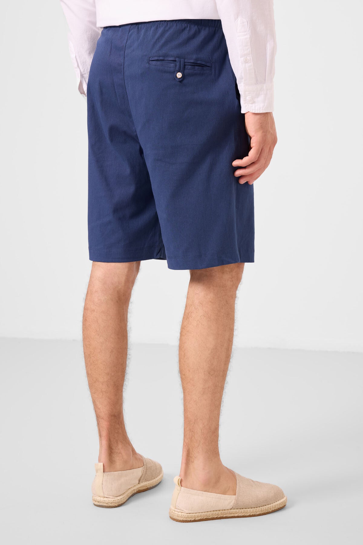 Standard Fit Weaving Lightweight Flexible Chino Men's Shorts - 81291