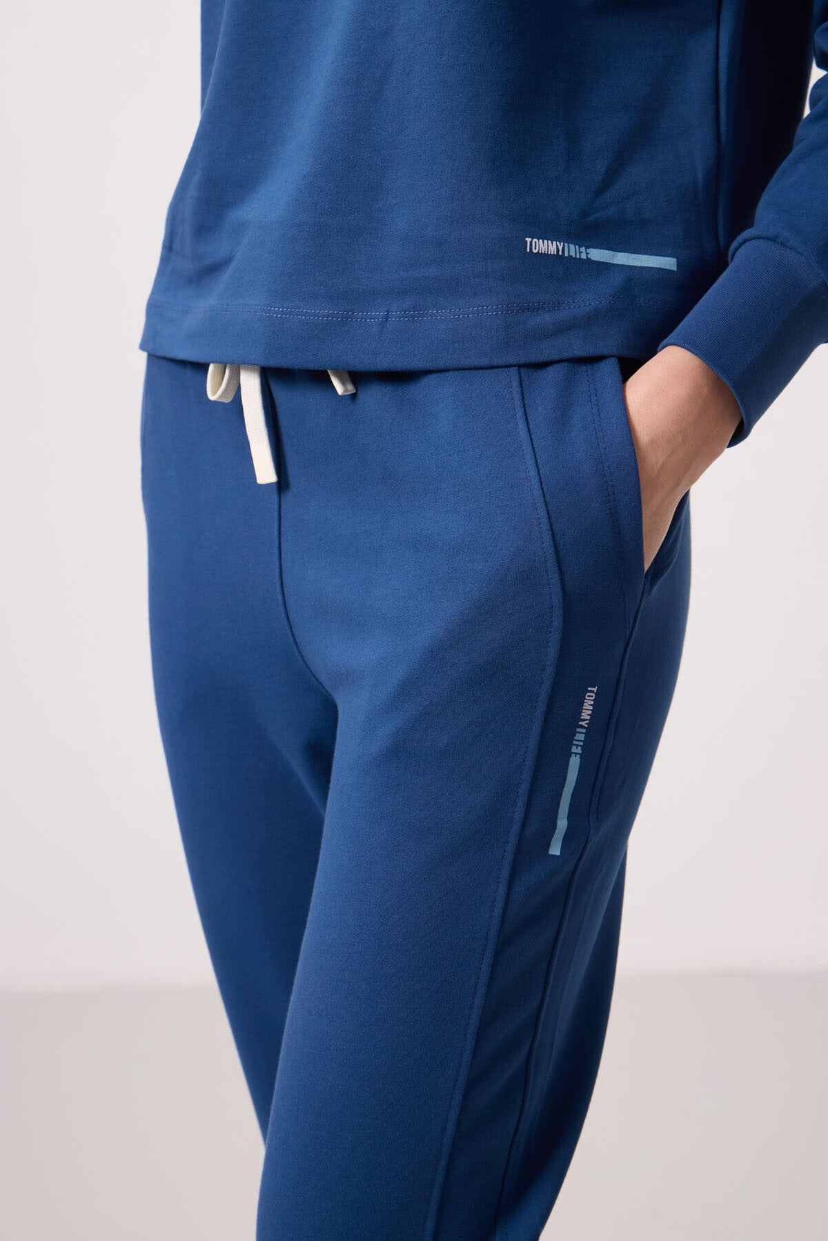 Parliament Hooded Oversize Women's Tracksuit Set - 95336