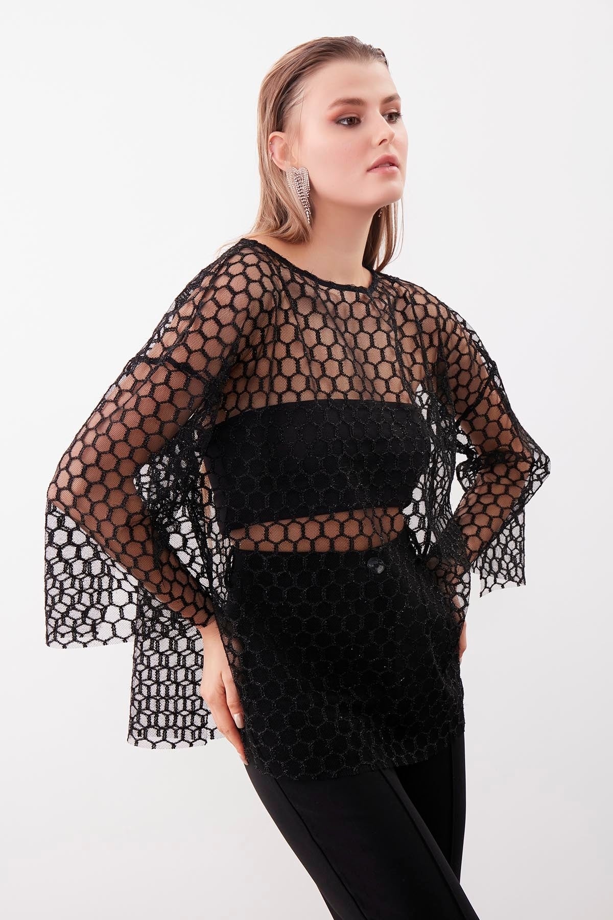 HONEYCOMB TRANSPARENT BLOUSE