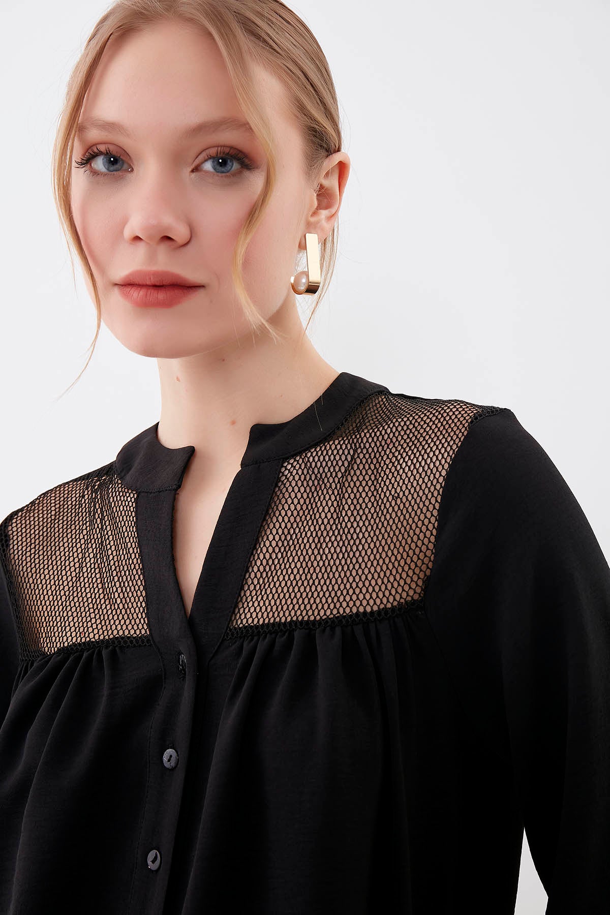 LONG SLEEVE BLOUSE WITH HONEYCOMB PATTERN