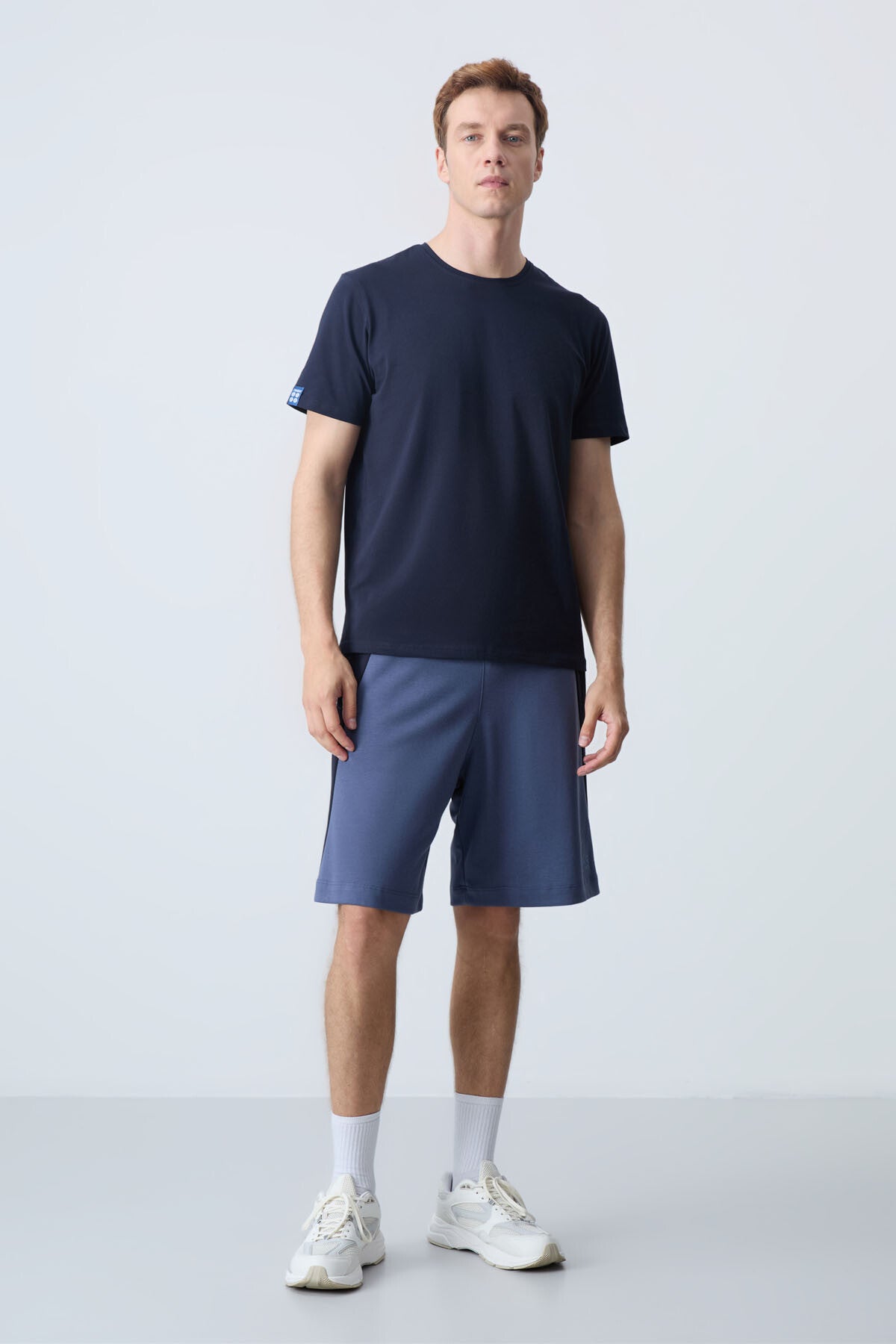 Cotton-blend Thick Soft Textured Standard Fit Basic Men's Shorts - 81280