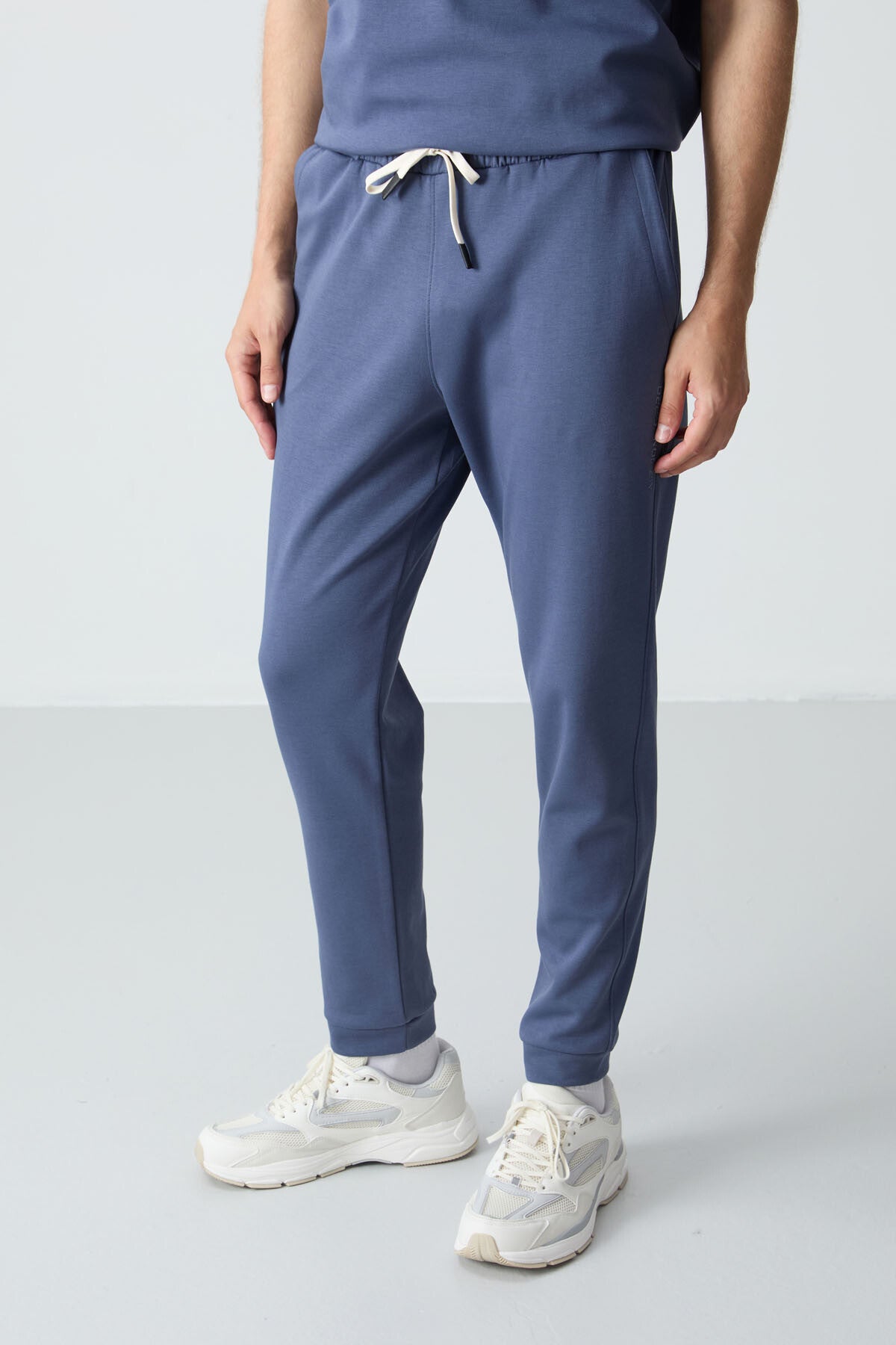 Cotton Blend Thick Soft Textured Oversize Fit Basic Men's Tracksuit Set - 85261