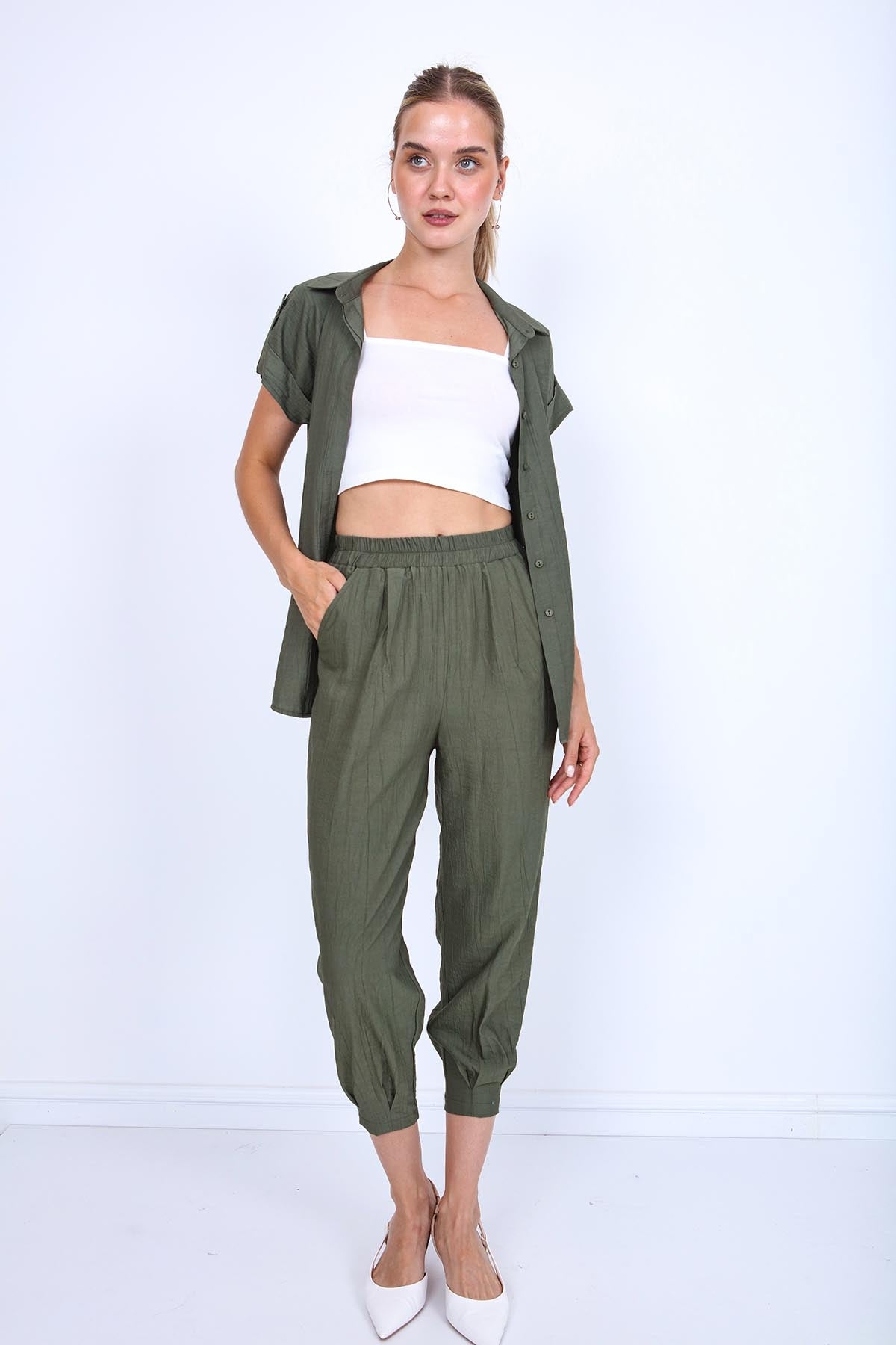CROP TROUSERS