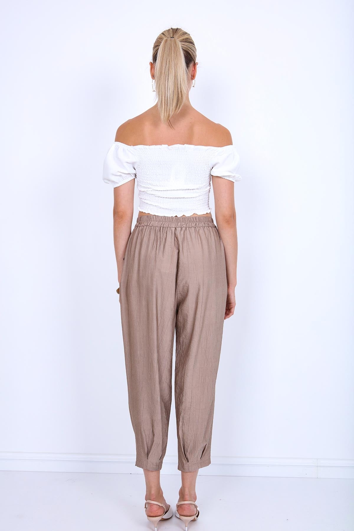 CROP TROUSERS