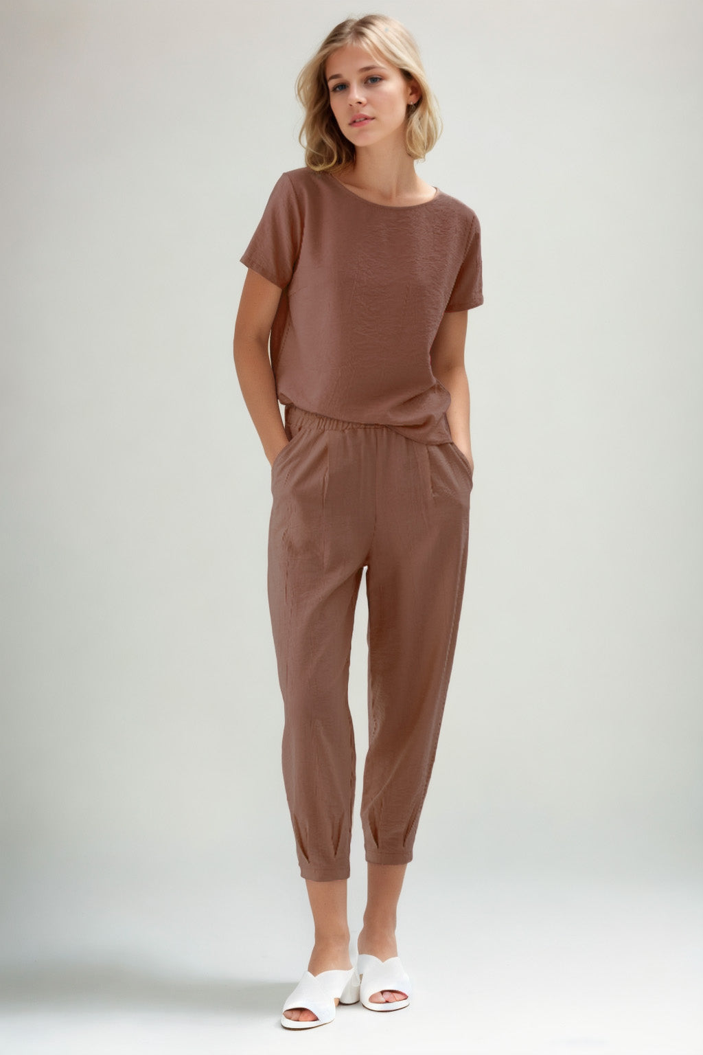 CROP TROUSERS