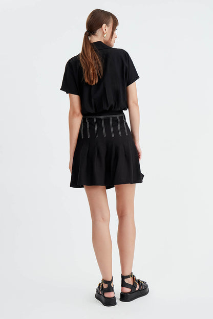 PLEATED MINI-SKIRT