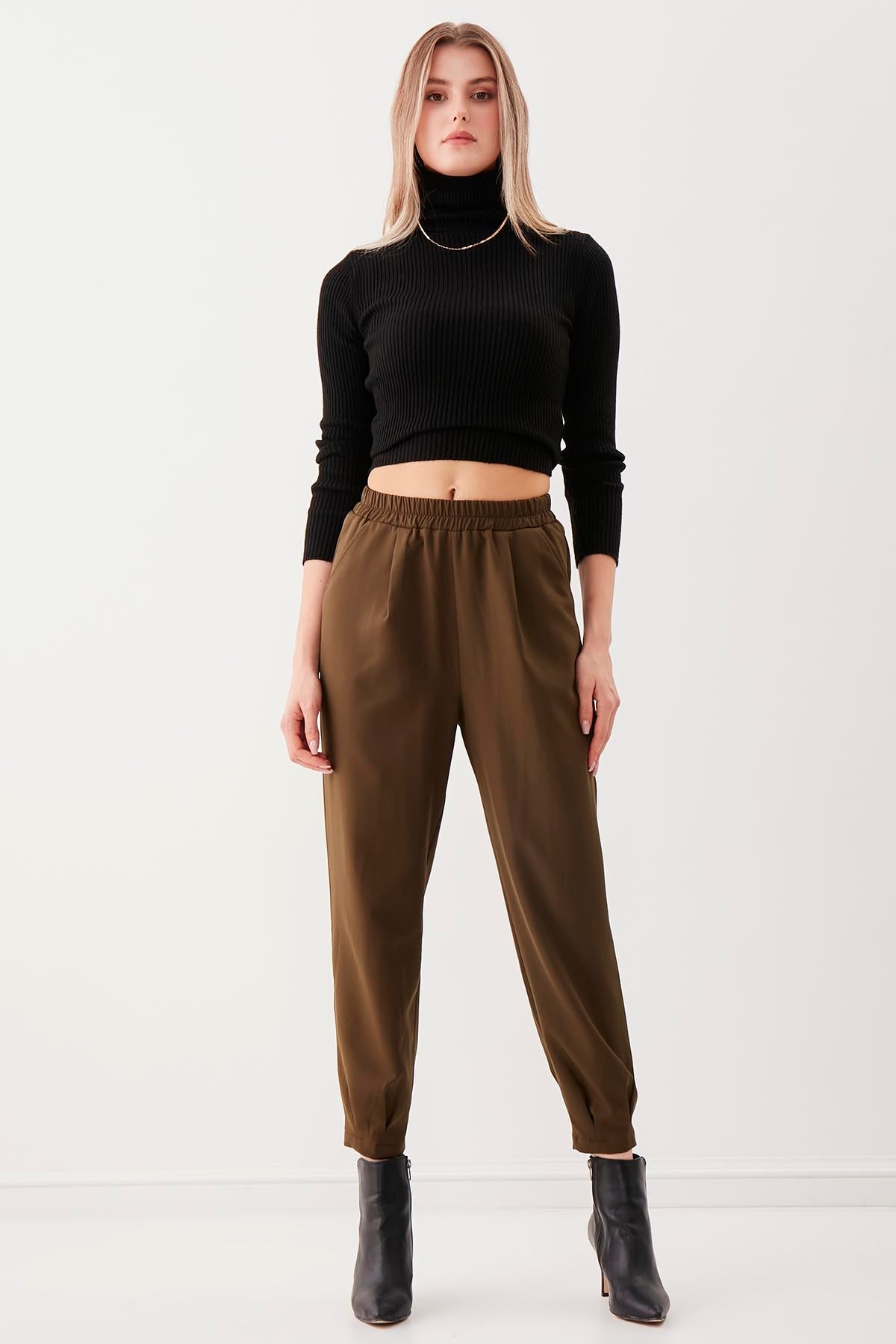 PLEATED TROUSERS