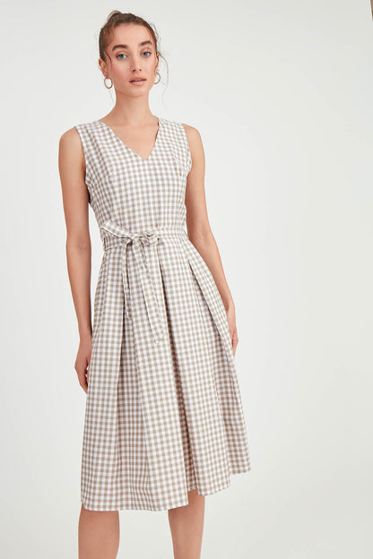 CHECKERED PATTERN BELT DRESS