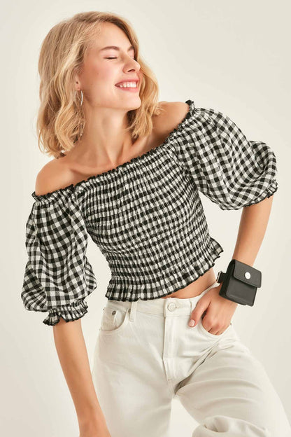 CHECKERED PATTERN COILED BLOUSE
