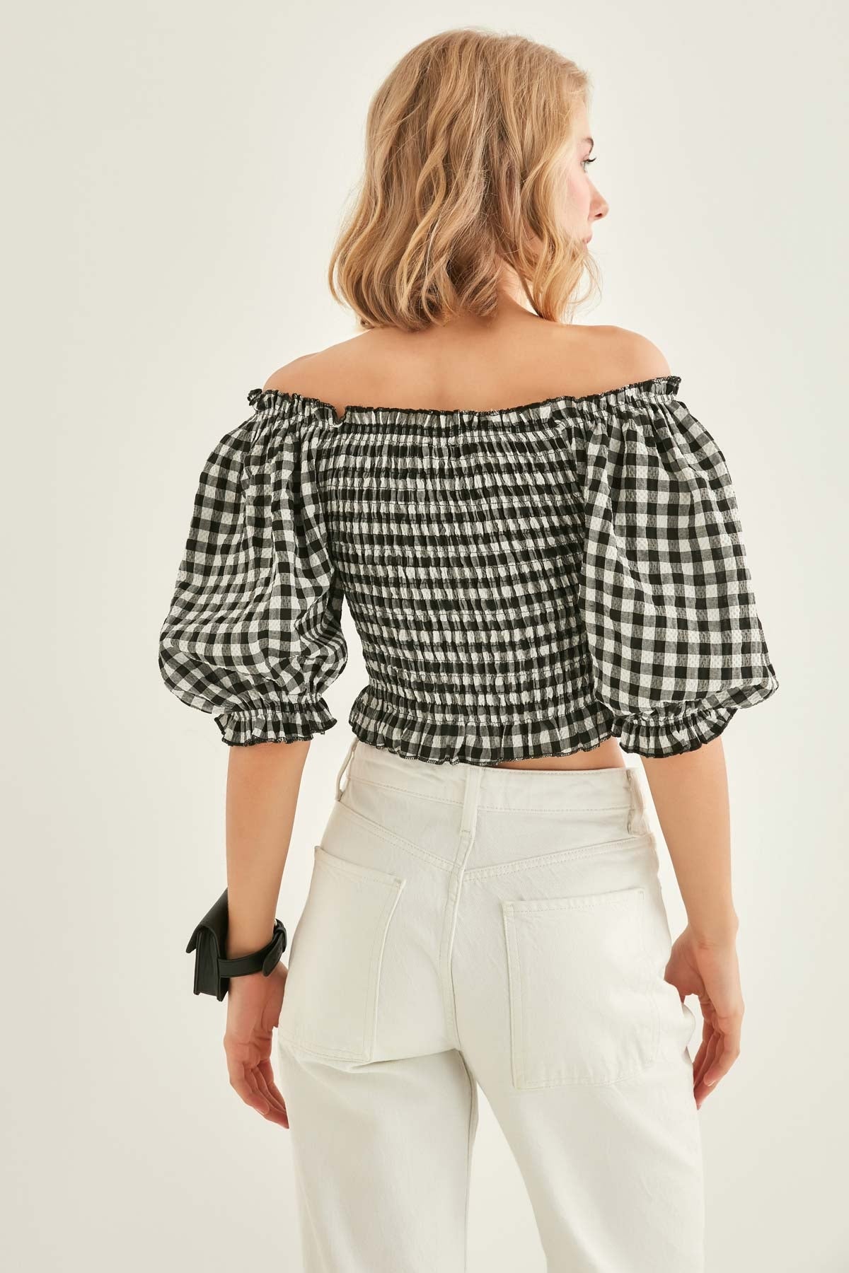 CHECKERED PATTERN COILED BLOUSE