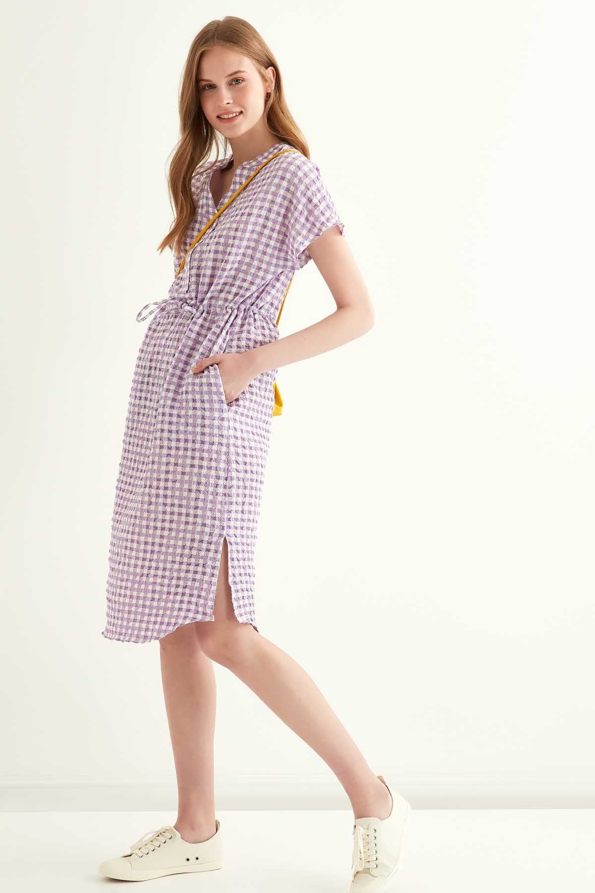 CHECKERED PATTERNED BELT-BENT LOW SLEEVE DRESS