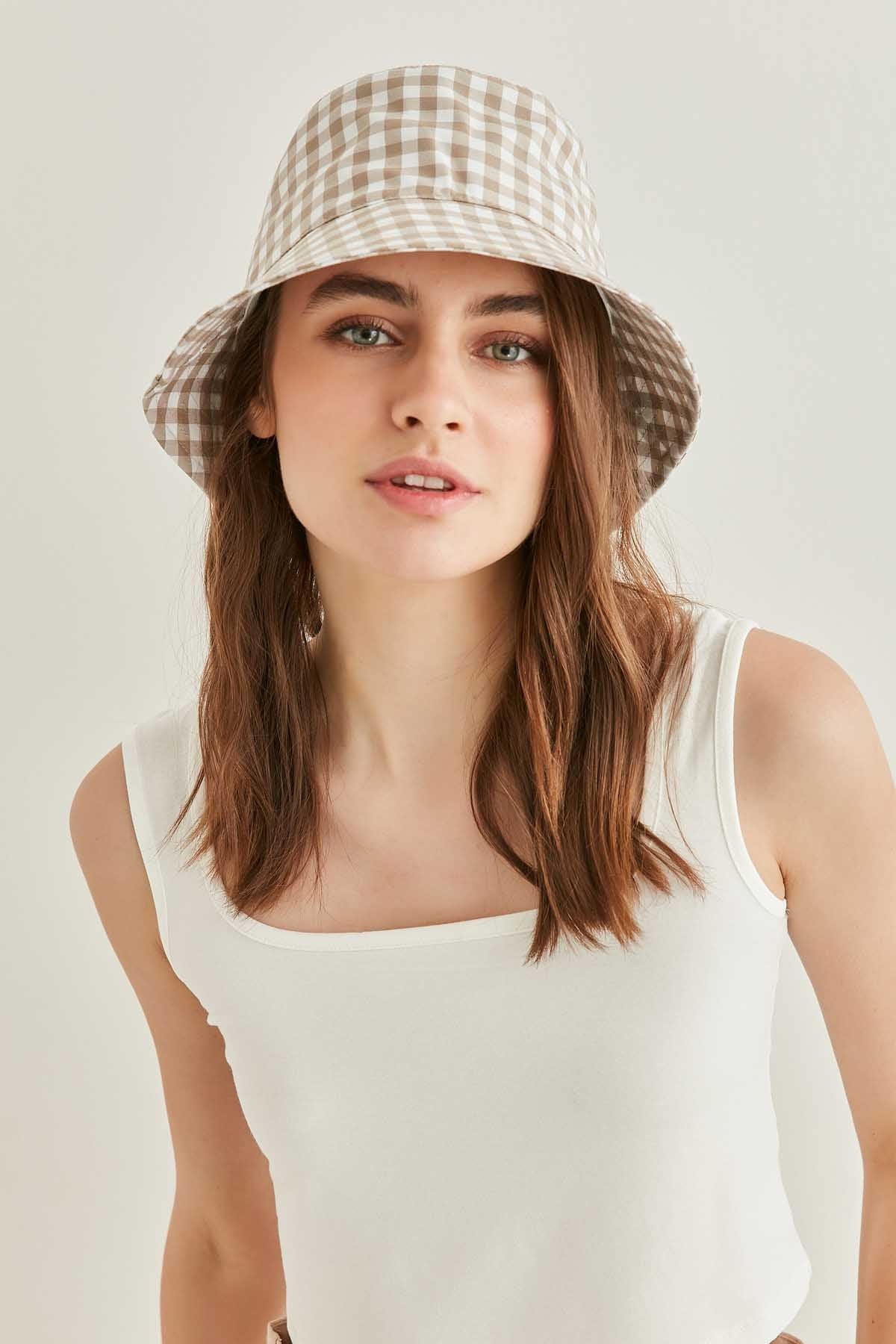 CHECKERED HAT
