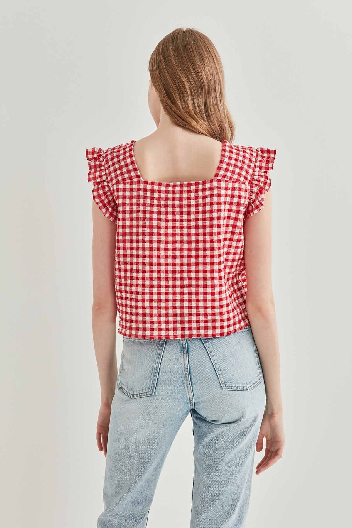 CHECKERED SQUARE COLLAR CROP BLOUSE
