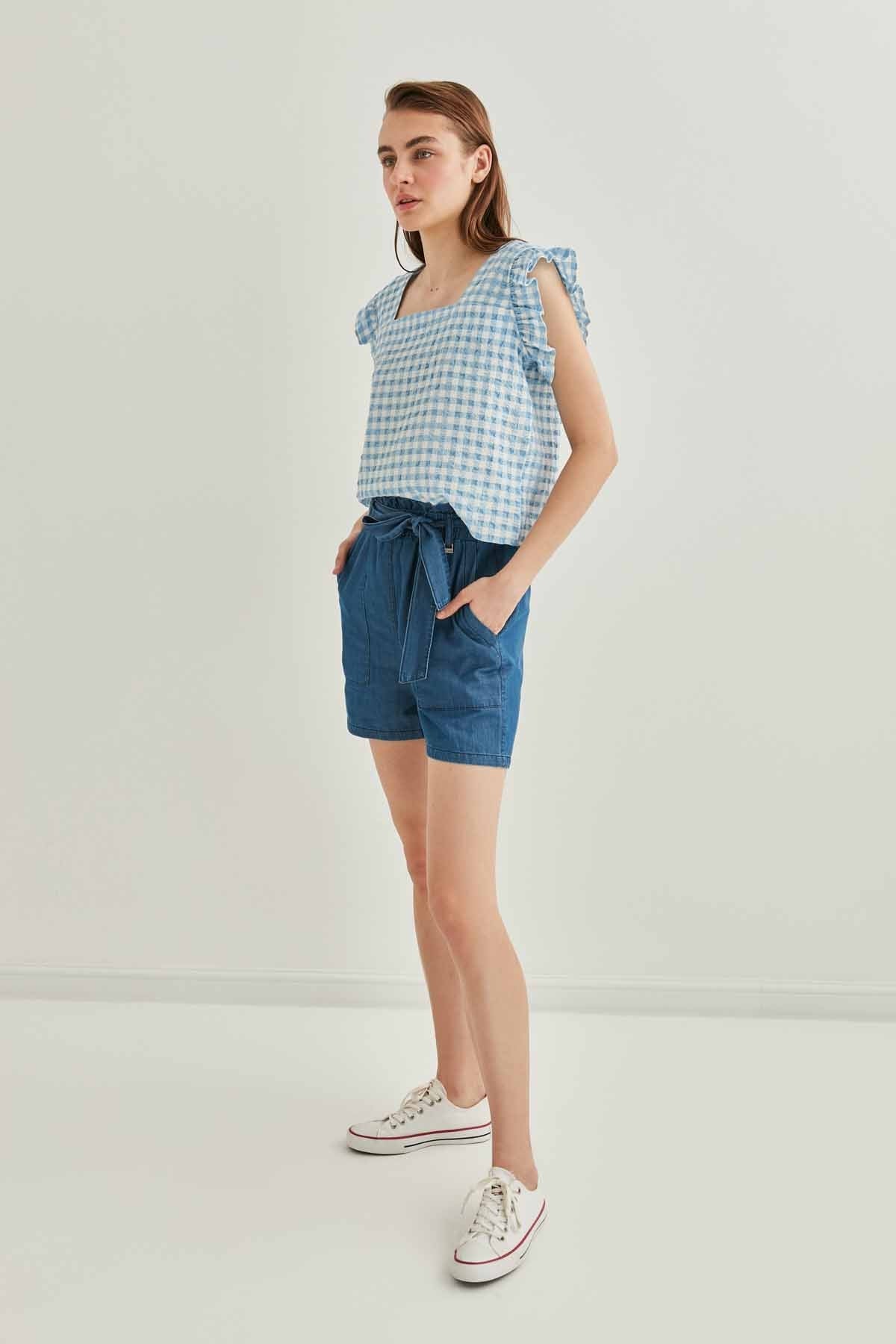 CHECKERED SQUARE COLLAR CROP BLOUSE