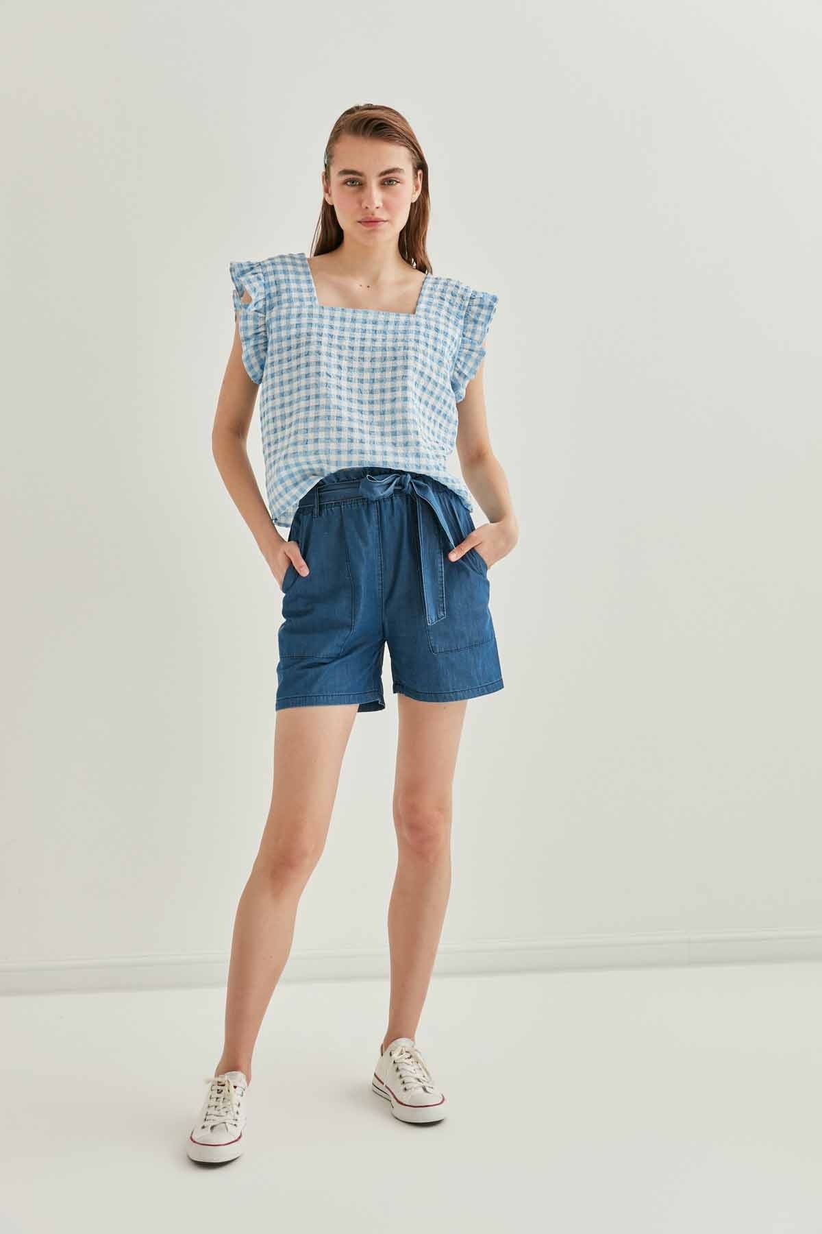 CHECKERED SQUARE COLLAR CROP BLOUSE