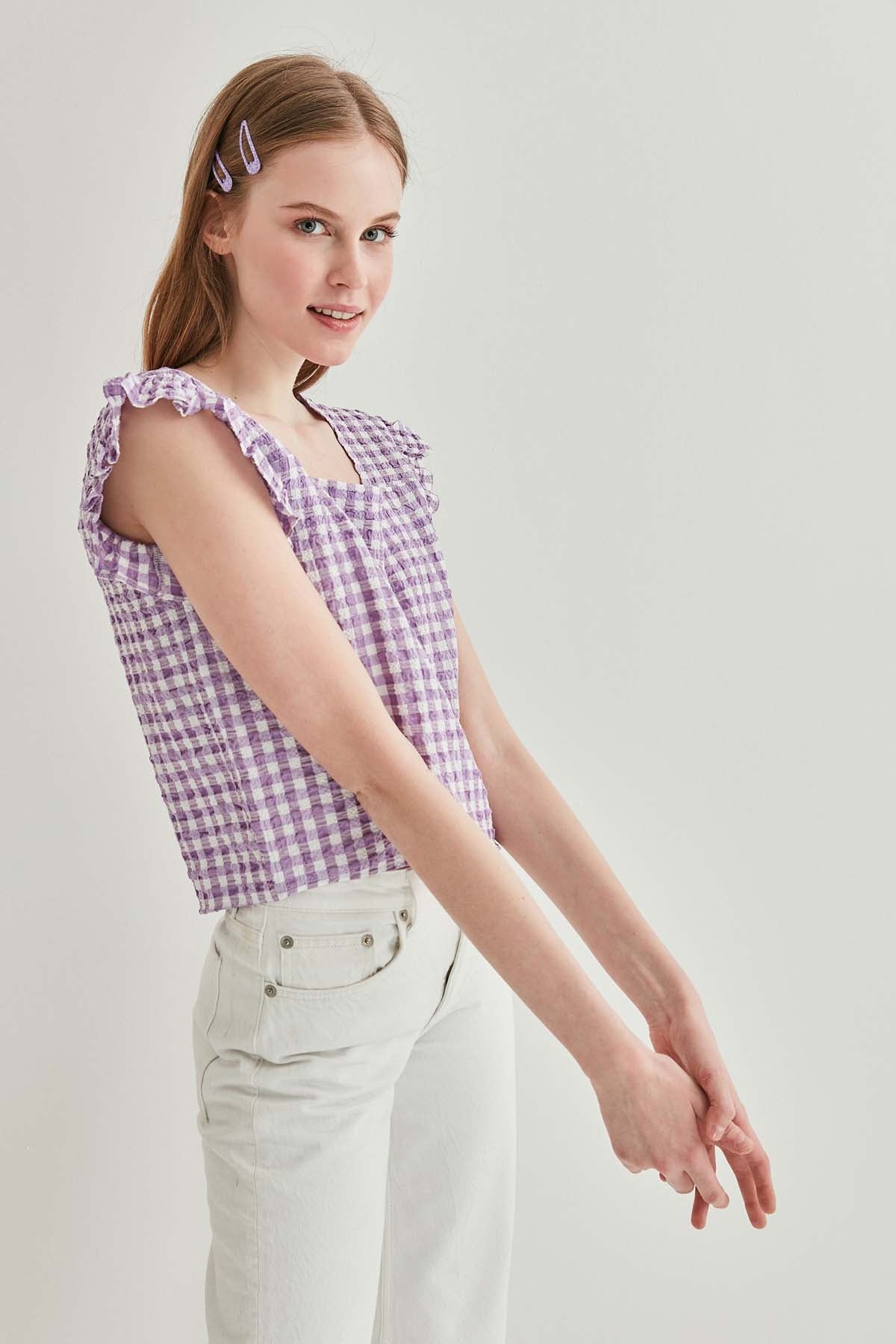 CHECKERED SQUARE COLLAR CROP BLOUSE