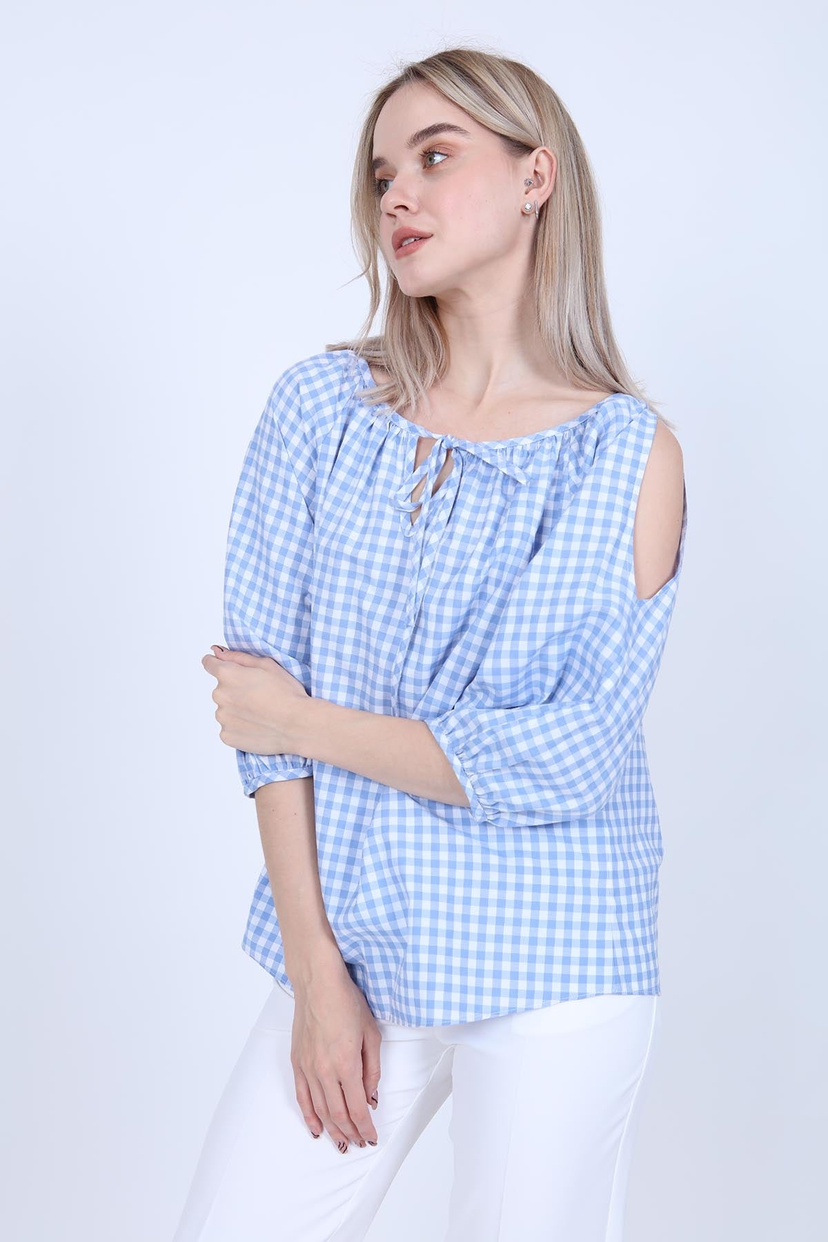 CHECKERED SLIT SHOULDER BLOUSE