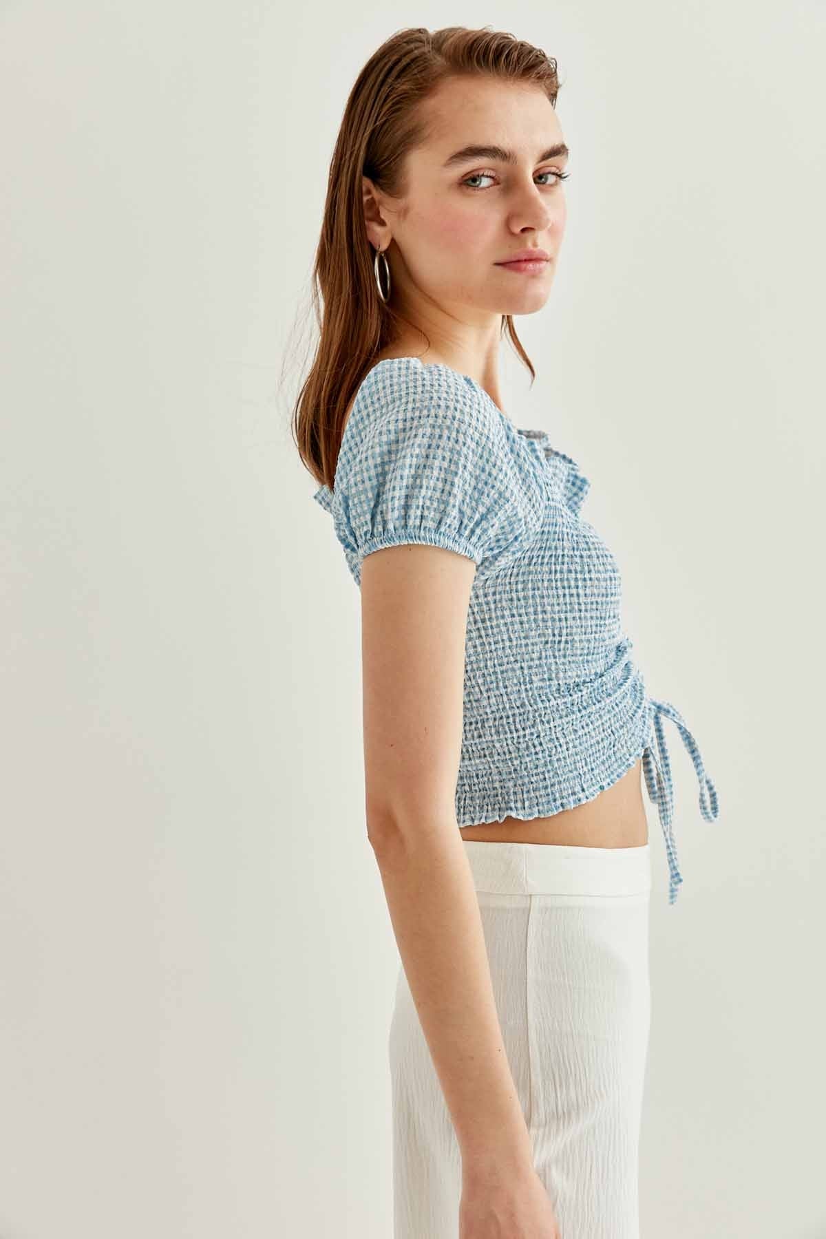 CHECKERED FRONT DRAWSTRING MINI BLOUSE