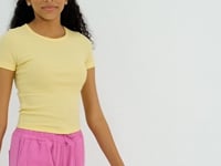 Yellow Basic Short Sleeve O Neck Women's T-Shirt - 97202