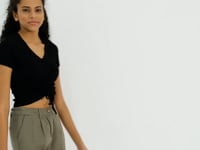 Black Ruffled Detailed V-Neck Women's Crop Top T-Shirt - 97205