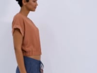 Cinnamon Basic O Collar Waist Elastic Crinkle Fabric Women's Crop Top T-Shirt - 97227