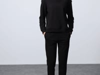 Black Compact Cotton Thick Smooth Textured O Collar Oversize Fit Women's Tracksuit Set - 95341