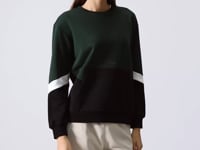 Forest Green Compact Cotton Thick Smooth Textured O Collar Oversize Fit Women's Sweatshirt - 97289