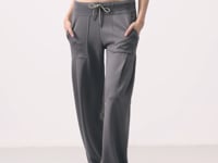 Dark Grey Soft Textured Pocket Detailed Comfort Fit Women's Trousers - 94672
