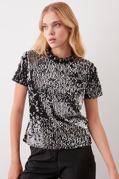 STAMP SEQUINED SHORT SLEEVE BLOUSE