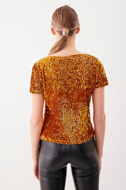 STAMP SEQUINED SHORT SLEEVE BLOUSE